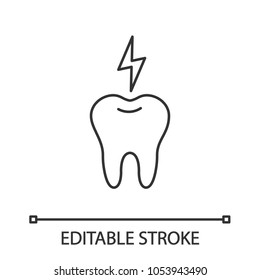 Toothache linear icon. Thin line illustration. Tooth with lightning. Contour symbol. Vector isolated drawing. Editable stroke