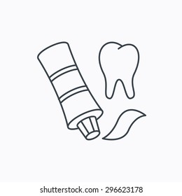Toothpaste icon. Teeth health care sign. Linear outline icon on white background. Vector