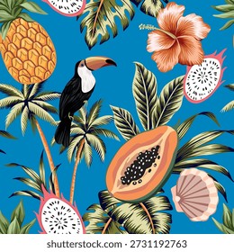 Tucán, flor de hibisco, concha, piña, fruta de papaya, palma, hojas de patrón sin fisuras. Estampado exótico tropical de verano.