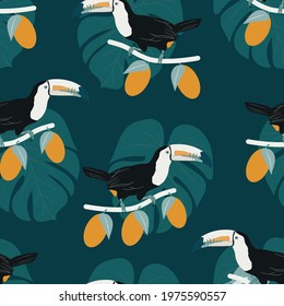 Toucans and Mangos tropical moody seamless pattern