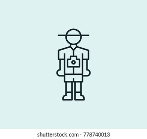 Tourist traveler icon line isolated on clean background. Tourism concept drawing icon line in modern style. Vector illustration for your web site mobile logo app UI design.