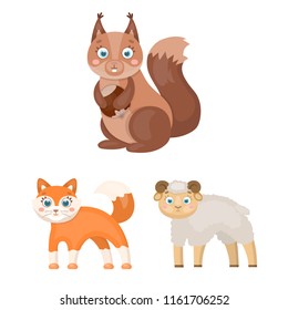 Toy animals cartoon icons in set collection for design. Bird, predator and herbivore vector symbol stock web illustration.