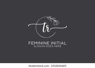TR Beauty Monogram und elegante Logo Design Handschrift-Logo der ersten Signatur, Hochzeit, Mode, Blumen und botanisch mit kreativen Vorlage.