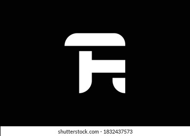 Diseño del logo de la carta TR sobre fondo de lujo. Concepto del logotipo de la letra "monograma" de RT. Diseño de iconos FR. Diseño de iconos de letras RF elegante y profesional sobre fondo negro. FR RF TR RT