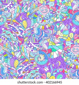 Tracery seamless calming pattern. Mehendi design. Ethnic colorful harmonious doodle texture. Indifferent discreet. Curved doodling mehndi motif. Vector.