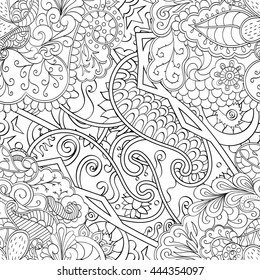 Tracery seamless calming pattern. Mehendi design. Ethnic monochrome binary doodle texture. Black and white. Indifferent discreet. Curved doodling mehndi motif. Vector.