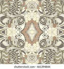 Tracery seamless calming pattern. Mehendi design. Ethnic brown doodle texture. Indifferent discreet. Curved doodling mehndi motif. Vector.