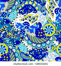 Tracery seamless calming pattern. Mehendi design. Ethnic blue doodle texture. Indifferent discreet. Curved doodling mehndi motif. Vector.
