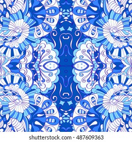 Tracery seamless calming pattern. Mehndi design. Ethnic colorful doodle texture. Curved doodling background. Vector.