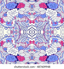 Tracery seamless calming pattern. Mehndi design. Ethnic colorful doodle texture. Curved doodling background. Vector.