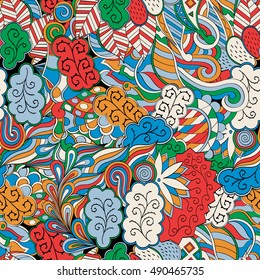 Tracery seamless calming pattern. Mehndi design. Ethnic colorful doodle texture. Curved doodling background. Vector.