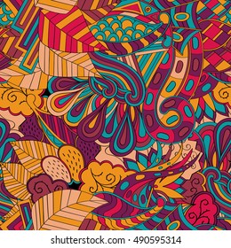 Tracery seamless calming pattern. Mehndi design. Ethnic colorful doodle texture. Curved doodling background. Vector.
