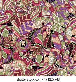 Tracery seamless calming pattern. Mehndi design. Ethnic colorful doodle texture. Curved doodling background. Vector.