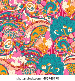 Tracery seamless calming pattern. Mehndi design. Ethnic colorful doodle texture. Curved doodling background. Vector.