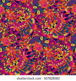 Tracery seamless calming pattern. Mehndi design. Ethnic colorful doodle texture. Curved doodling background. Vector.
