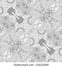 Tracery seamless calming pattern. Mehndi design. Ethnic monochrome binary doodle texture. Curved doodling black and white background. Vector.