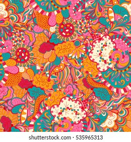 Tracery seamless calming pattern. Mehndi design. Ethnic colorful doodle texture. Curved doodling background. Vector.