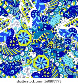 Tracery seamless calming pattern. Mehndi design. Ethnic colorful doodle texture. Curved doodling background. Vector.
