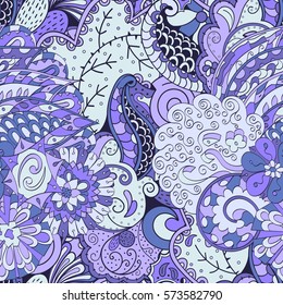 Tracery seamless calming pattern. Mehndi design. Ethnic colorful doodle texture. Curved doodling background. Vector.