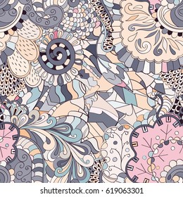 Tracery seamless calming pattern. Mehndi design. Ethnic colorful doodle texture. Curved doodling background. Vector.