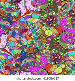 Tracery seamless calming pattern. Mehndi design. Ethnic colorful doodle texture. Curved doodling background. Vector.