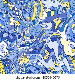 Tracery seamless pattern. Mehndi design. Ethnic colorful doodle texture. Curved doodling background. Vector