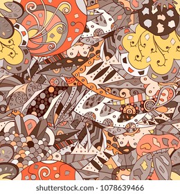 Tracery seamless pattern. Mehndi design. Ethnic colorful doodle texture. Curved doodling background. Vector