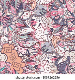 Tracery seamless pattern. Mehndi design. Ethnic colorful doodle texture. Curved doodling background. Vector
