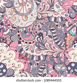 Tracery seamless pattern. Mehndi design. Ethnic colorful doodle texture. Curved doodling background. Vector