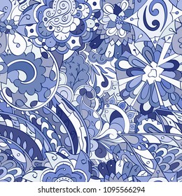 Tracery seamless pattern. Mehndi design. Ethnic colorful doodle texture. Curved doodling background. Vector