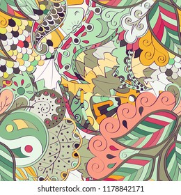 Tracery seamless pattern. Mehndi design. Ethnic colorful doodle texture. Curved doodling background. Vector