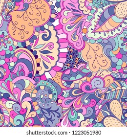 Tracery seamless pattern. Mehndi design. Ethnic colorful doodle texture. Curved doodling background. Vector