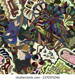 Tracery seamless pattern. Mehndi design. Ethnic colorful doodle texture. Curved doodling background. Vector