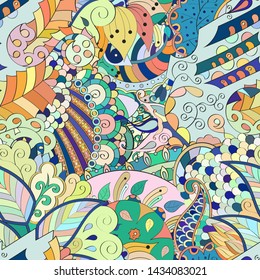 Tracery seamless pattern. Mehndi design. Ethnic colorful doodle texture. Curved doodling background. Vector
