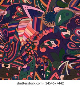 Tracery seamless pattern. Mehndi design. Ethnic colorful doodle texture. Curved doodling background. Vector