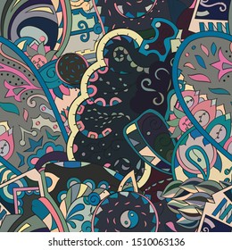 Tracery seamless pattern. Mehndi design. Ethnic colorful doodle texture. Curved doodling background. Vector