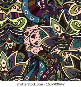 Tracery seamless pattern. Mehndi design. Ethnic colorful doodle texture. Curved doodling background. Vector