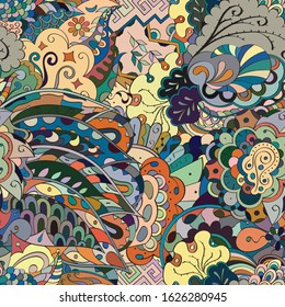 Tracery seamless pattern. Mehndi design. Ethnic colorful doodle texture. Curved doodling background. Vector