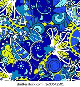 Tracery seamless pattern. Mehndi design. Ethnic colorful doodle texture. Curved doodling background. Vector