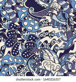 Tracery seamless pattern. Mehndi design. Ethnic colorful doodle texture. Curved doodling background. Vector
