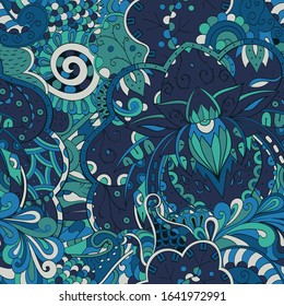 Tracery seamless pattern. Mehndi design. Ethnic colorful doodle texture. Curved doodling background. Vector