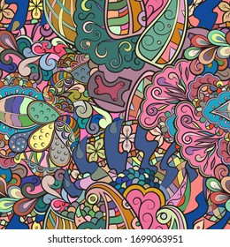 Tracery seamless pattern. Mehndi design. Ethnic colorful doodle texture. Curved doodling background. Vector