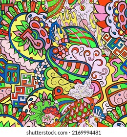 Tracery seamless pattern. Mehndi design. Ethnic colorful doodle texture. Curved doodling background. Vector