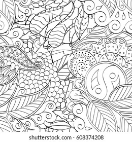 Tracery seamless pattern. Mehndi design. Ethnic monochrome binary doodle texture. Curved doodling black and white background. Vector