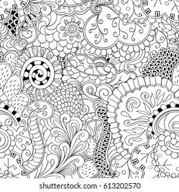Tracery seamless pattern. Mehndi design. Ethnic monochrome binary doodle texture. Curved doodling black and white background. Vector