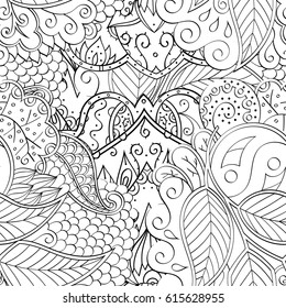 Tracery seamless pattern. Mehndi design. Ethnic monochrome binary doodle texture. Curved doodling black and white background. Vector