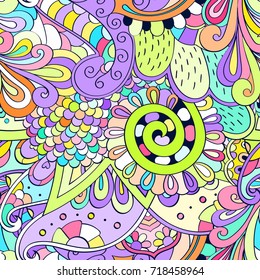 Tracery seamless pattern. Mehndi design. Ethnic colorful doodle texture. Curved doodling background. Vector