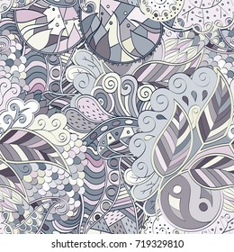 Tracery seamless pattern. Mehndi design. Ethnic colorful doodle texture. Curved doodling background. Vector