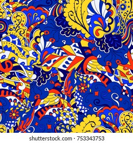 Tracery seamless pattern. Mehndi design. Ethnic colorful doodle texture. Curved doodling background. Vector