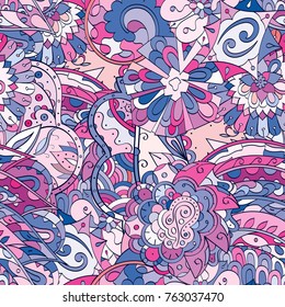 Tracery seamless pattern. Mehndi design. Ethnic colorful doodle texture. Curved doodling background. Vector